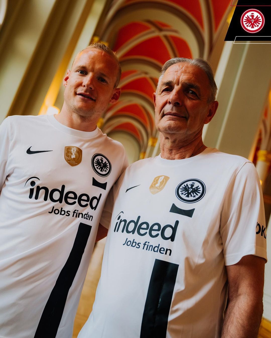 赛地聚焦:德国杯冲刺阶段热度飙升;法兰克福回应争议;球迷炸锅;球队文化再被提及的简单介绍-开云体育平台