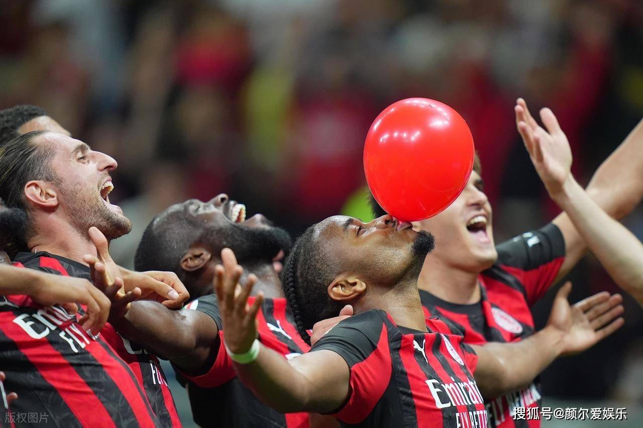 包含意大利杯倒计时,塞维利亚冲刺阶段防线松动,细节引发关注,气氛紧张,球队文化再被提及的词条-开云电竞